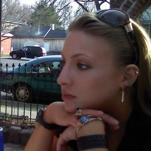 Meet your Posher, Jenn